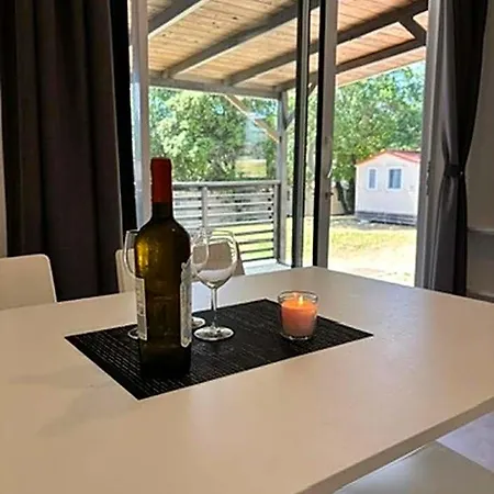 Mobile Homes Comfort Capri Bijela Uvala Porec